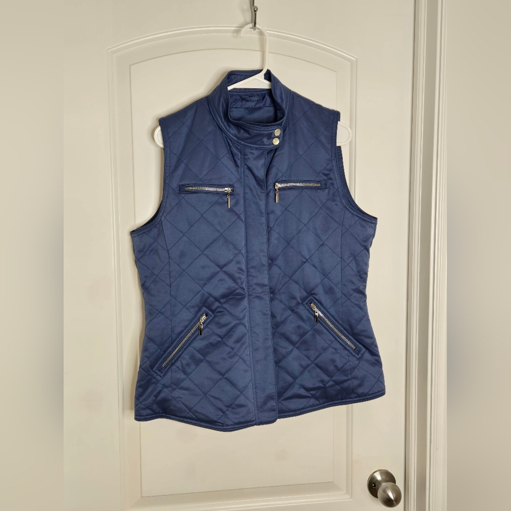 108. Pendleton | Navy Quilted Zip‑Front Vest – Size Large - Picture 2 of 8